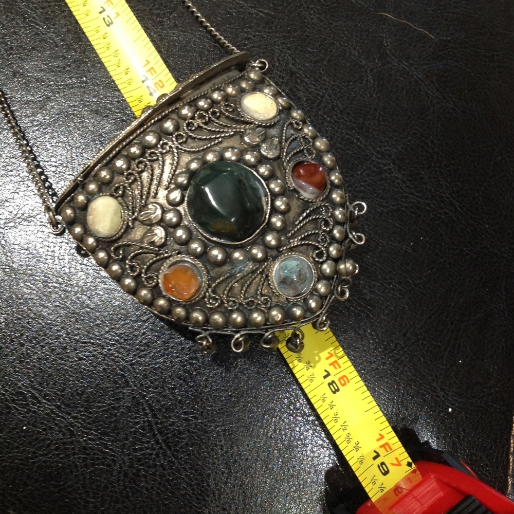 Decorative Tiny Purse Medallion - image 6